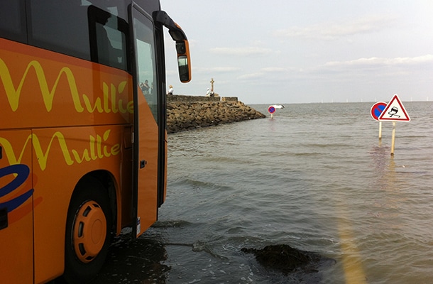 L’Île de Noirmoutier, bus au passage du gois