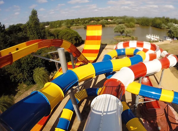 Photo vu du ciel du parc aquatique "Atlantic Toboggan". 